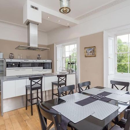 Prime Edinburgh City Centre - 4 Bed Penthouse Екстериор снимка